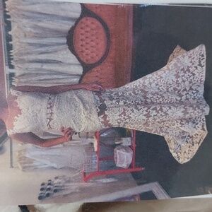 NEW Wedding Dress with Illusion Lace Sweetheart Neckline Sleeveless Cream Size10